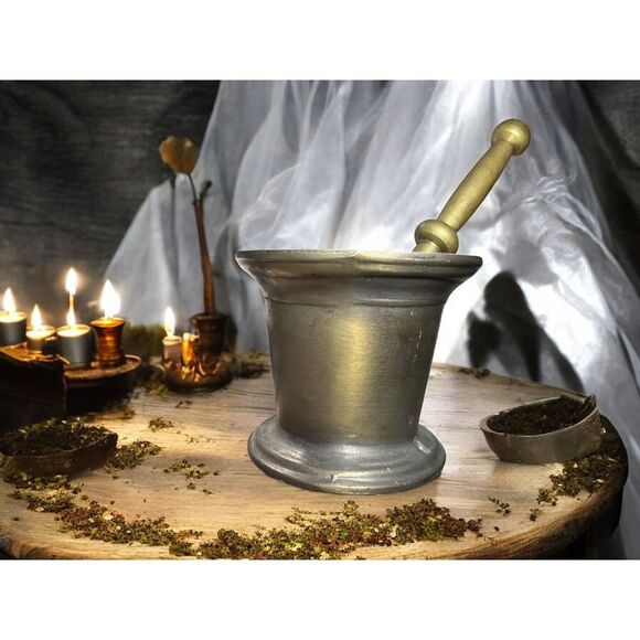 OLD Brass Mortar and Pestle - Picture 1 of 7